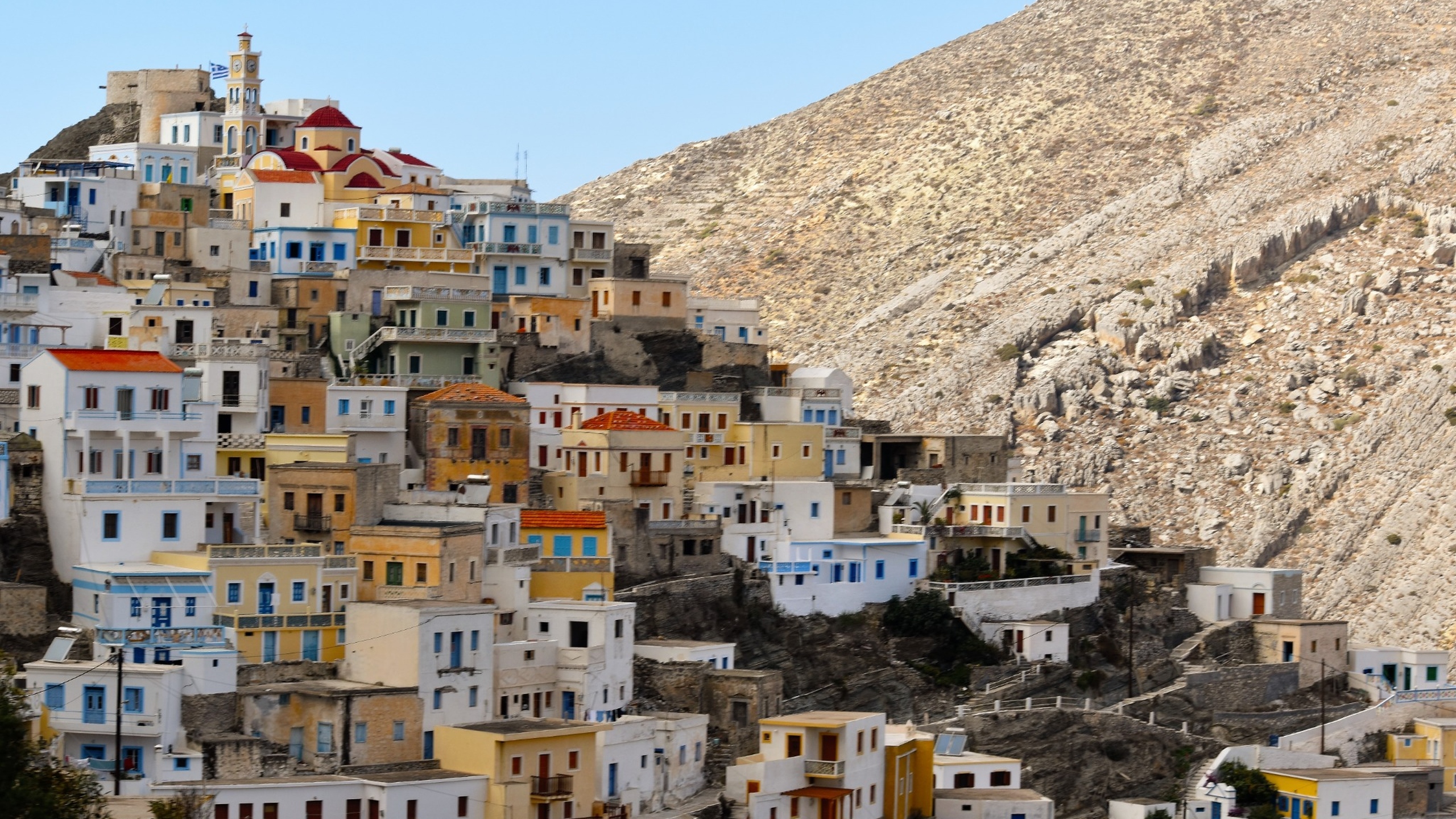 Scopri Karpathos: Le 5 Migliori Strade Panoramiche da Non Perdere